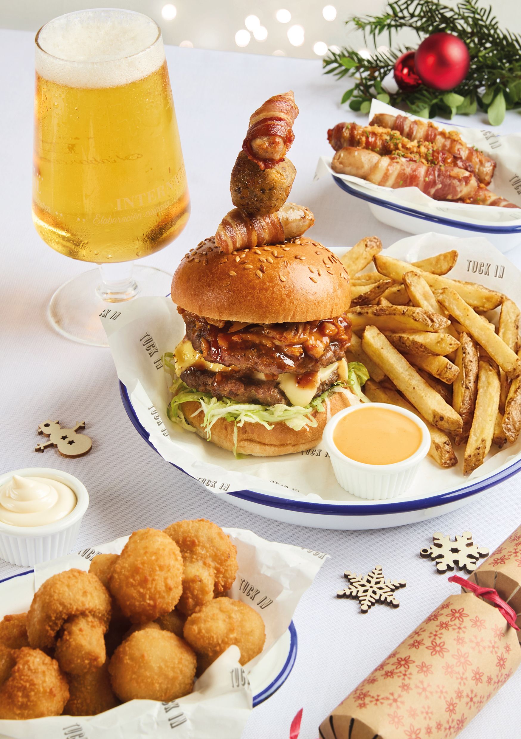 Festive Lunch & Dinner at The Keepers Lodge in Leicester